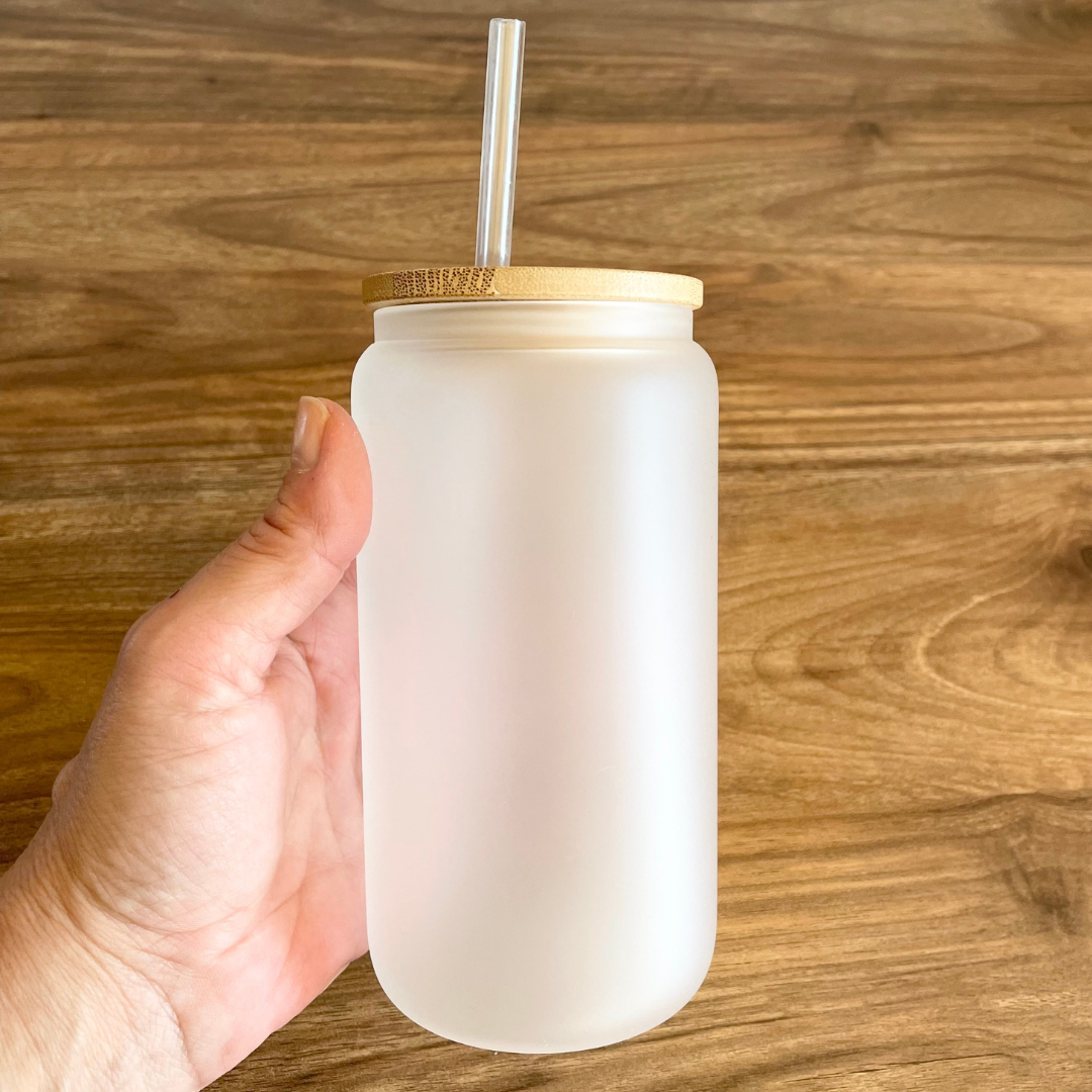 COUVERCLE EN BAMBOU ET PAILLE EN PLASTIQUE RIGIDE 16 OZ
