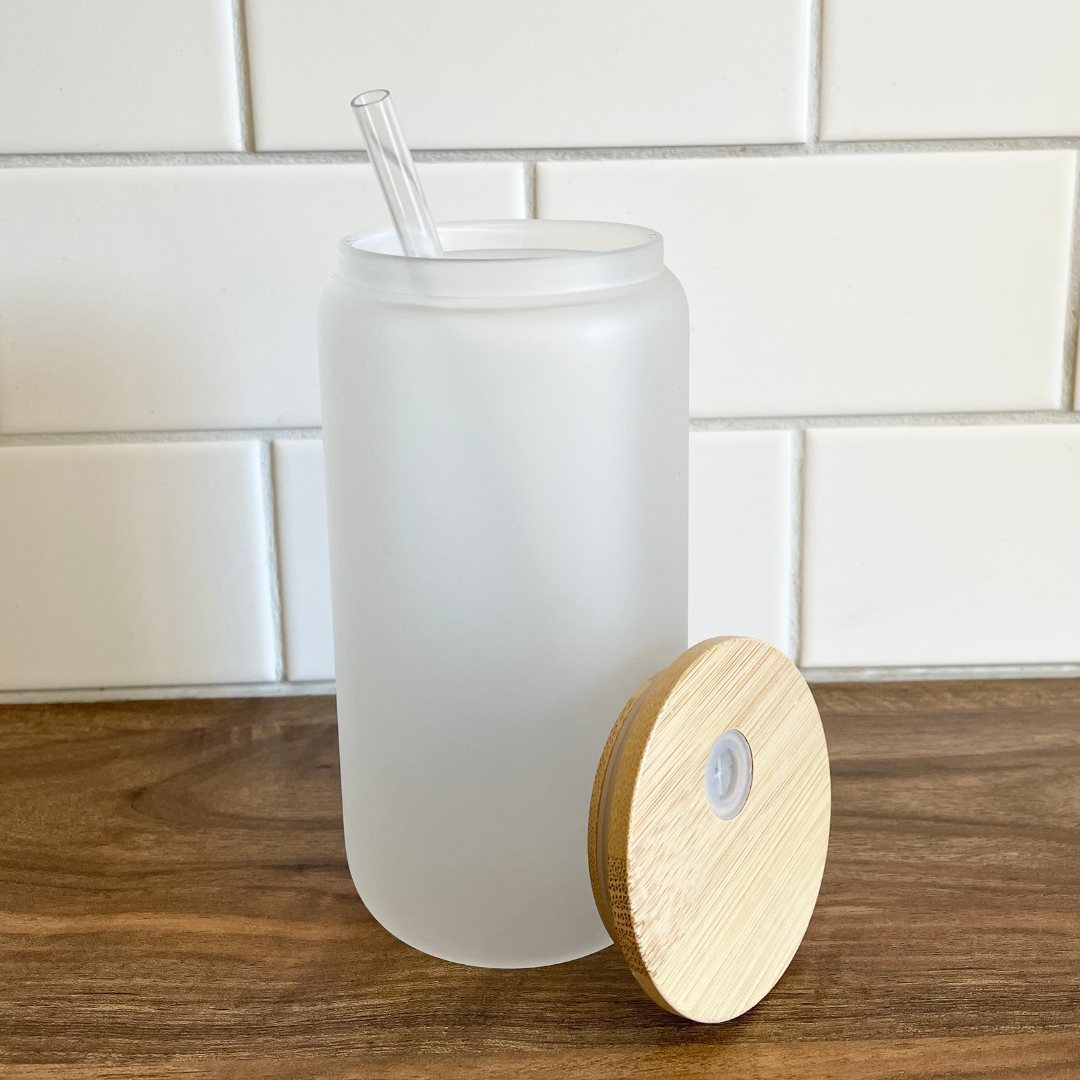COUVERCLE EN BAMBOU ET PAILLE EN PLASTIQUE RIGIDE 16 OZ