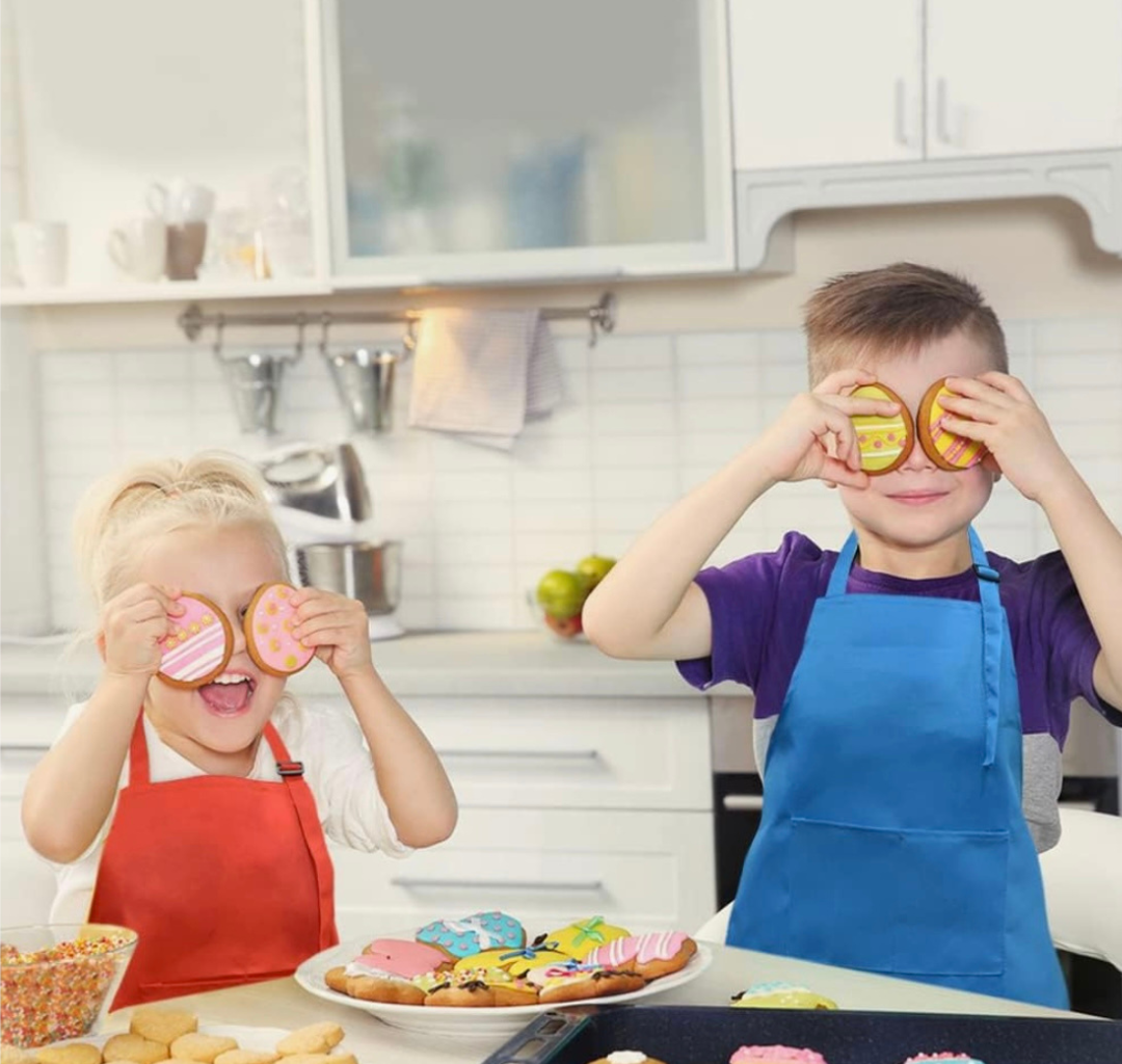 TABLIER ENFANT IMPERMÉABLE ET RÉGLAGE AVEC 2 POCHES CHEF ALEX