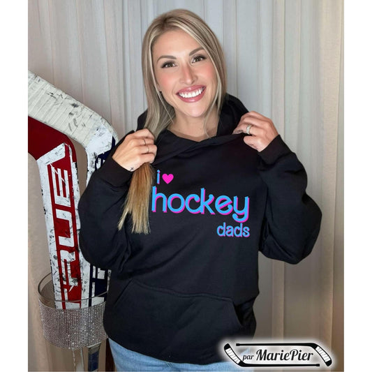 Hockey DADS (Hoodie) 🏒 Par MariePier