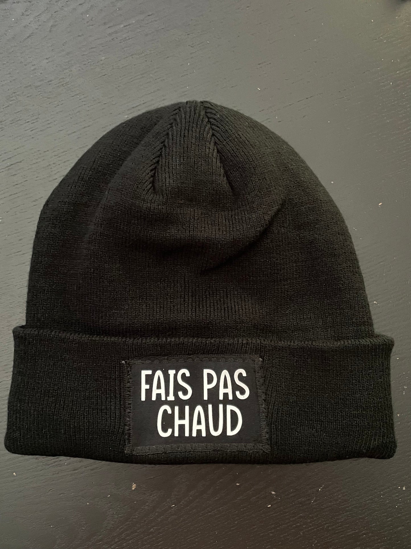 TUQUE PERSONNALISABLE AVEC VOTRE TEXTE